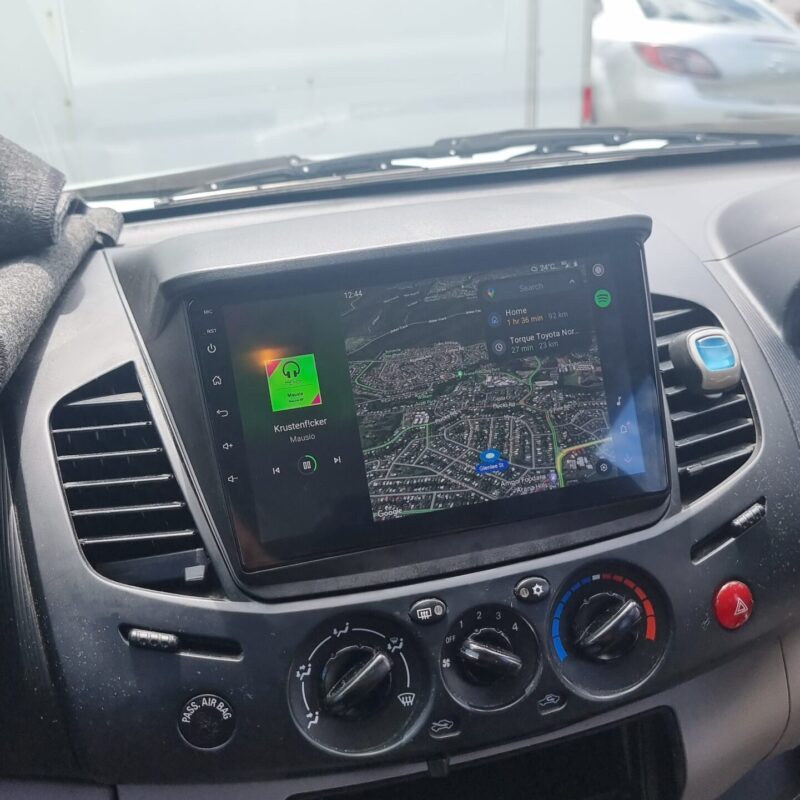 Mitsubishi L200 2007-2016 Wireless Apple CarPlay Upgrade Kit